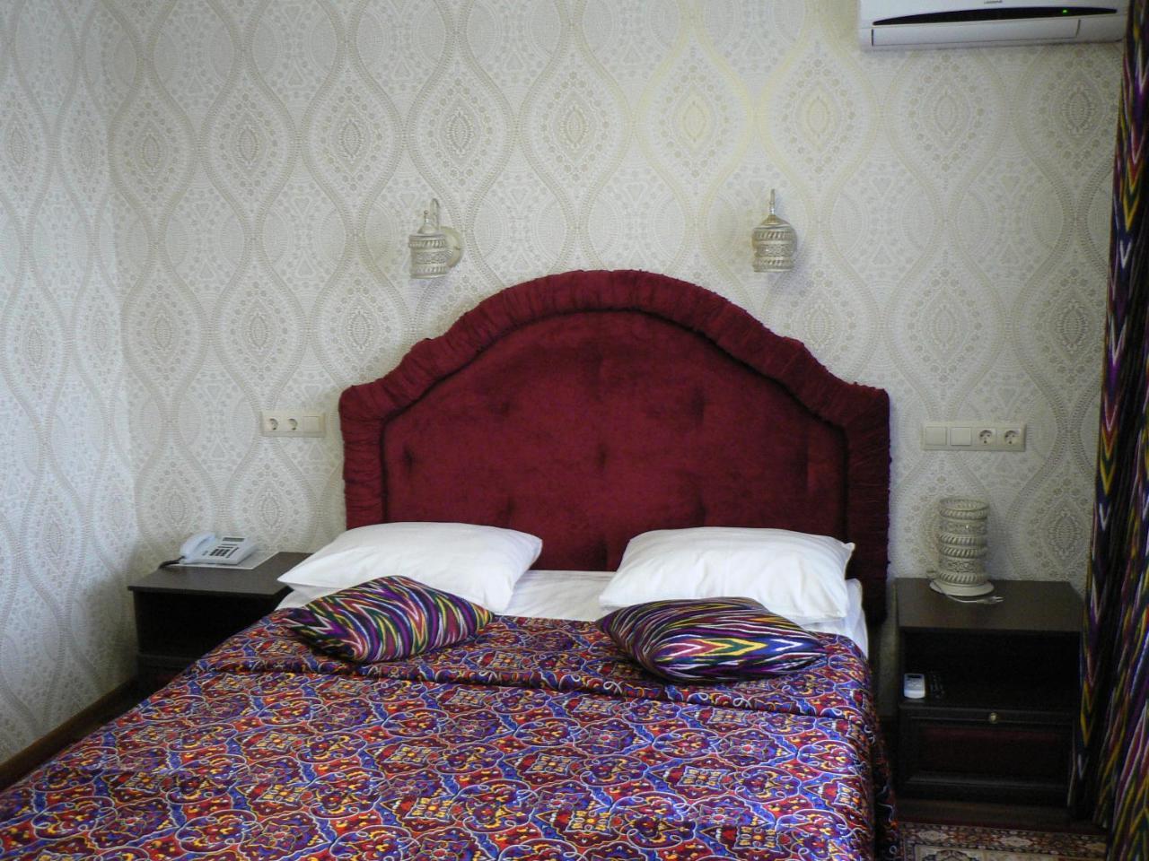 Hotel Novorossisk Buitenkant foto